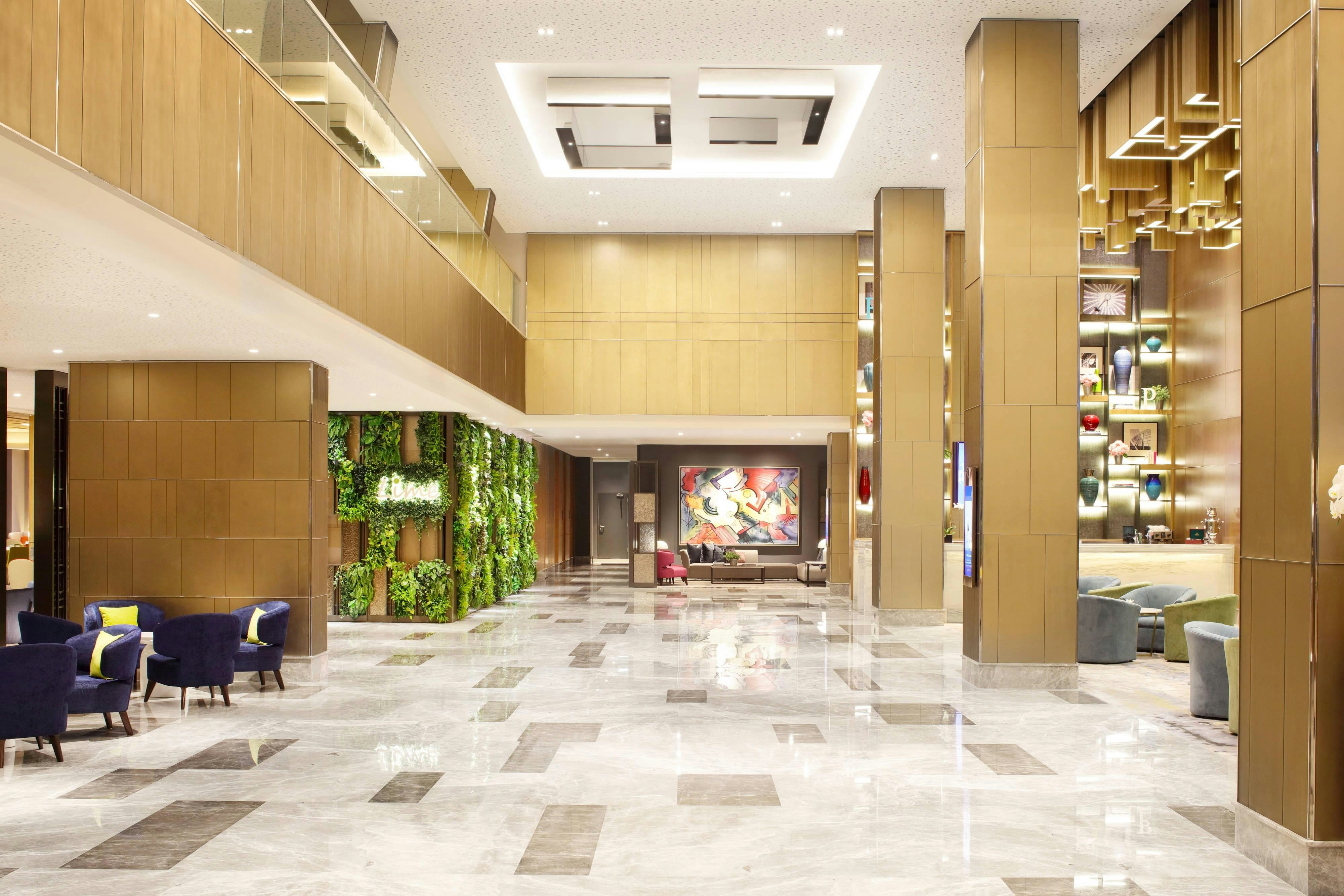 Lobby at FOUR POINTS BY SHERATON SURABAYA, SURABAYA