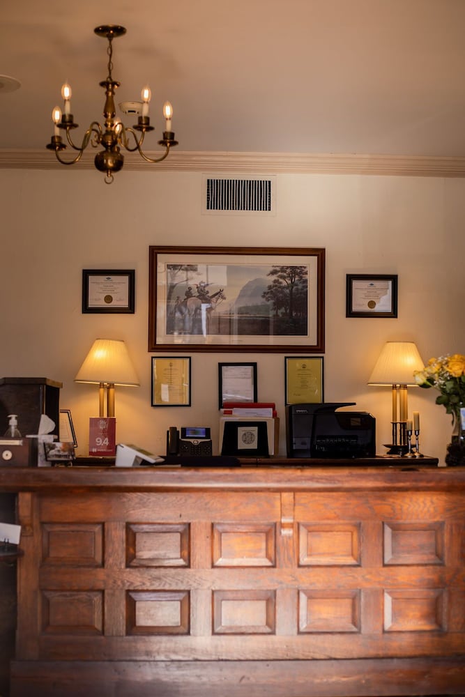 Wayside Inn 55/72