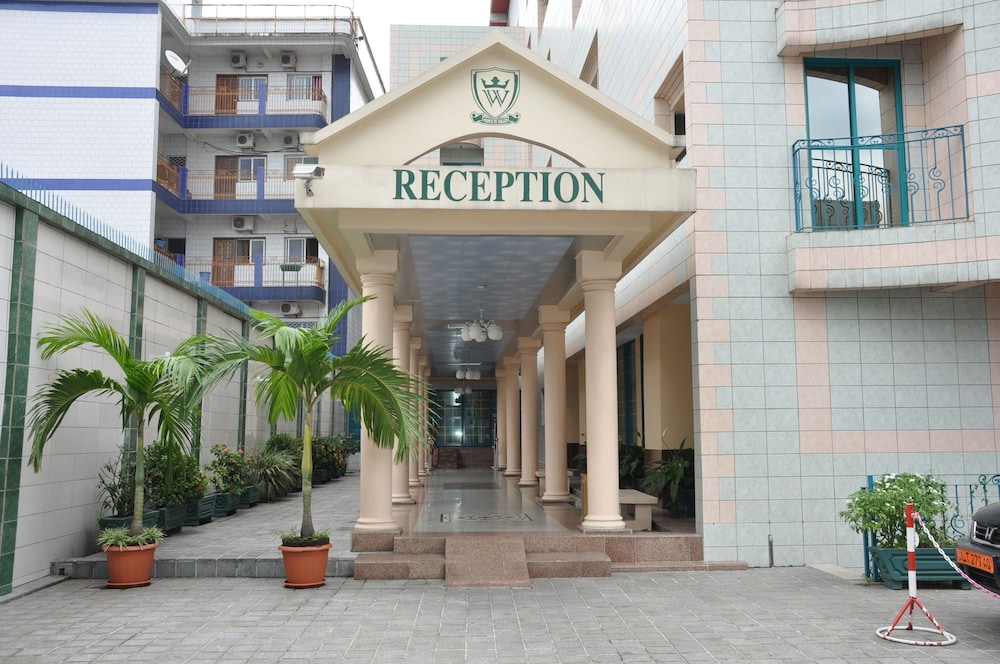 Hotel Prince de Galles 1/26