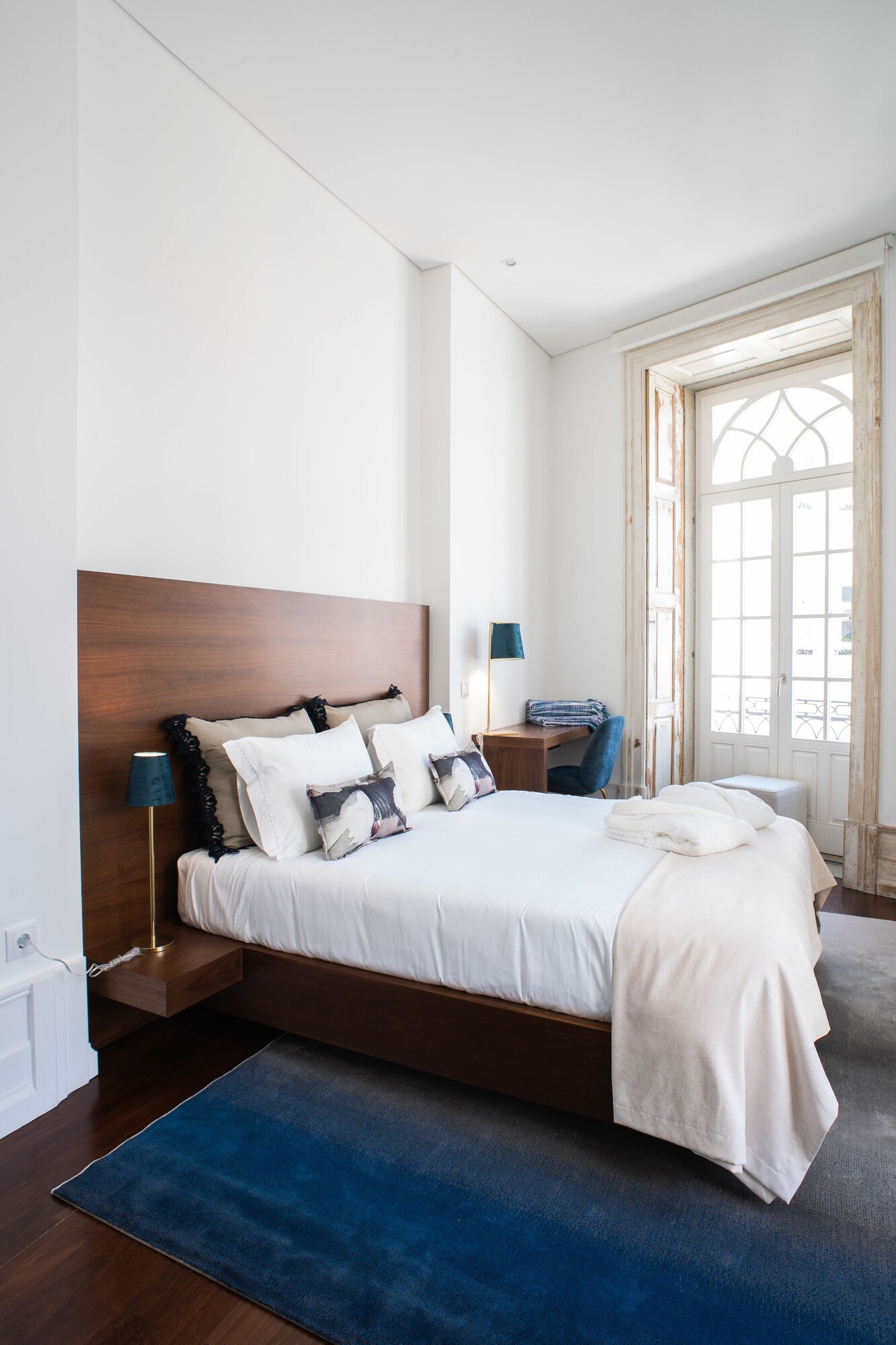 1 BEDROOM, APARTMENT