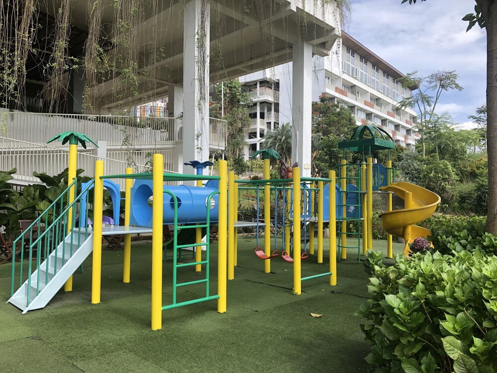 Amarta Hills Hotel And Resort 46/50