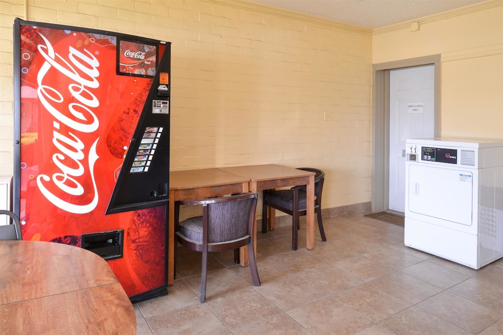 Americas Best Value Inn Ozona 20/22