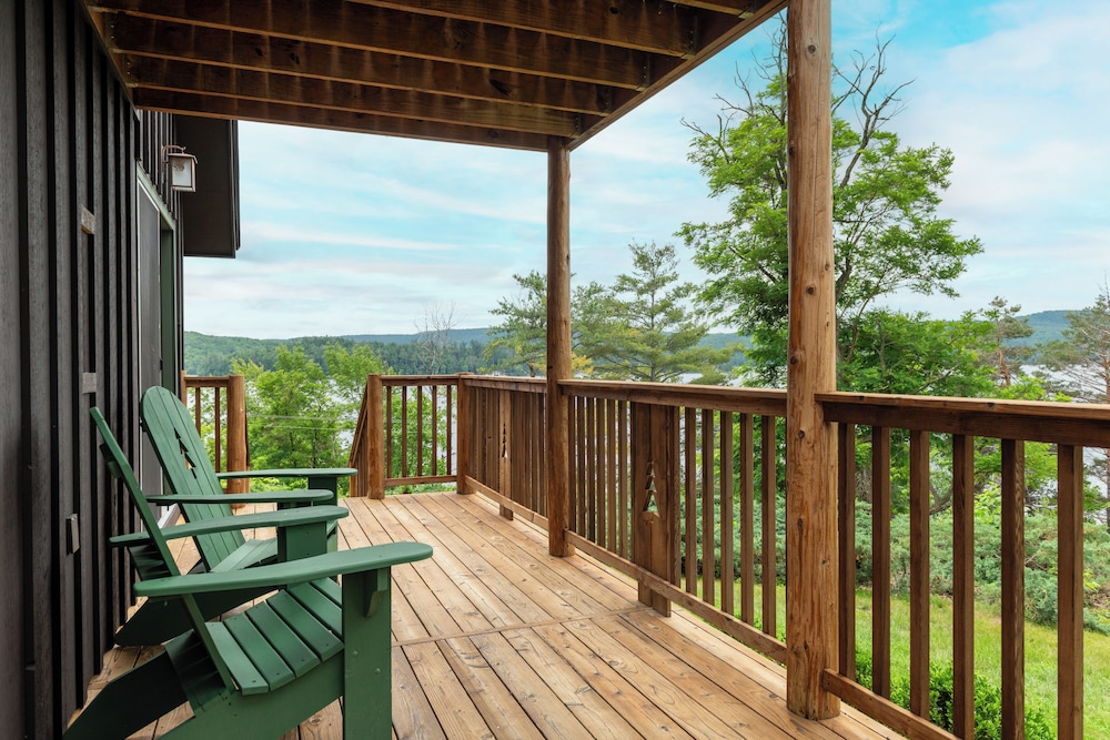 The Lodge at Schroon Lake 21/49