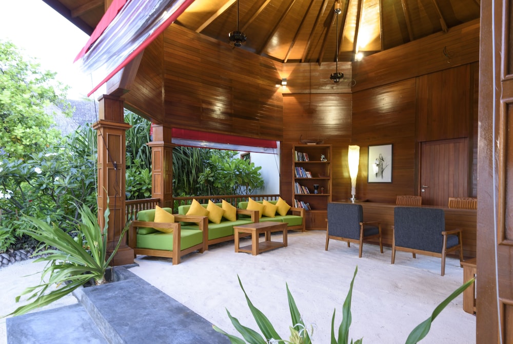 Dhigufaru Island Resort 41/62