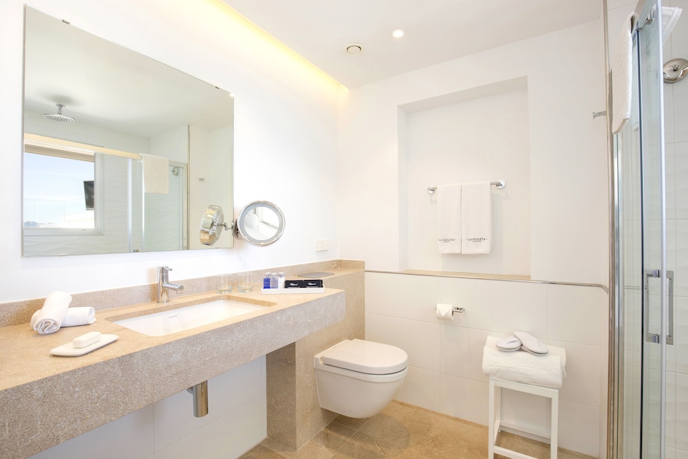 La Goleta Hotel De Mar - Adult Only 16/66