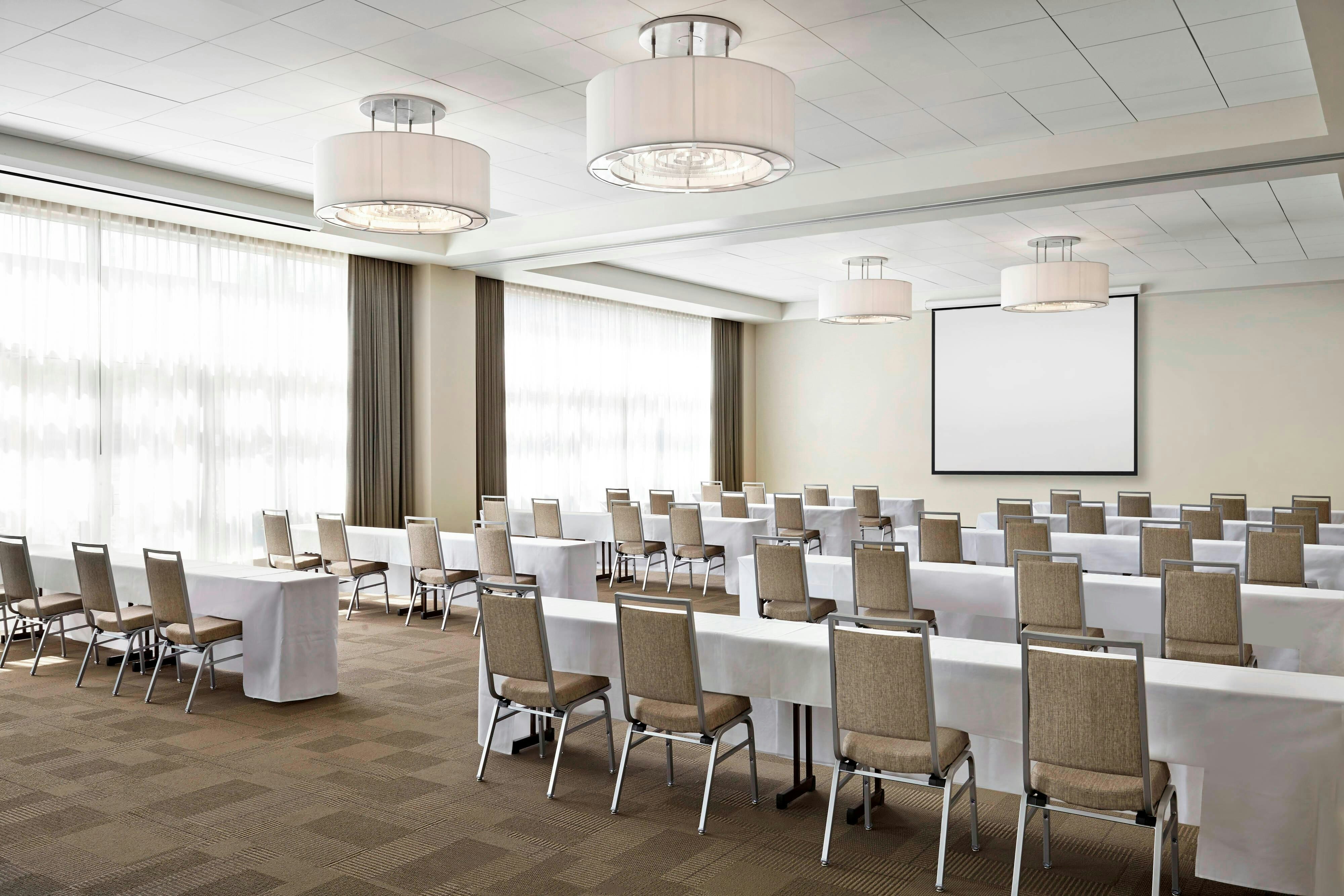 Four Points by Sheraton Kelowna Airport 9/10