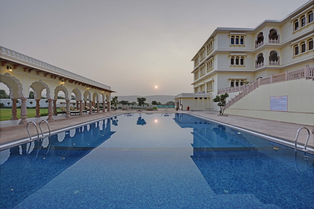 The JaiBagh Palace 31/38