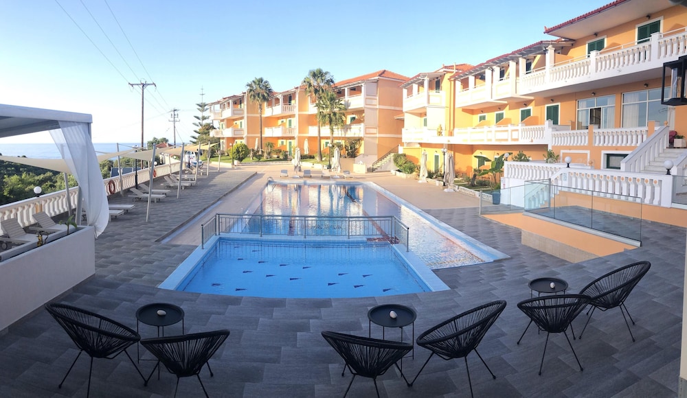 Matilda Hotel by Anayia All Inclusive Resorts 26/50