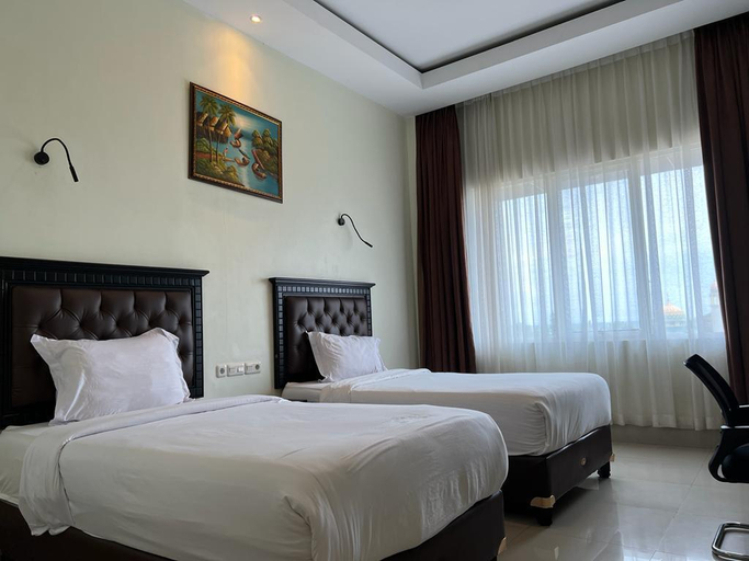 Kirei Hotel Bantaeng 3/11