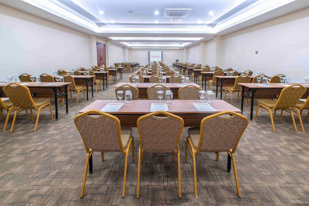 favehotel Bitung - North Sulawesi 19/24