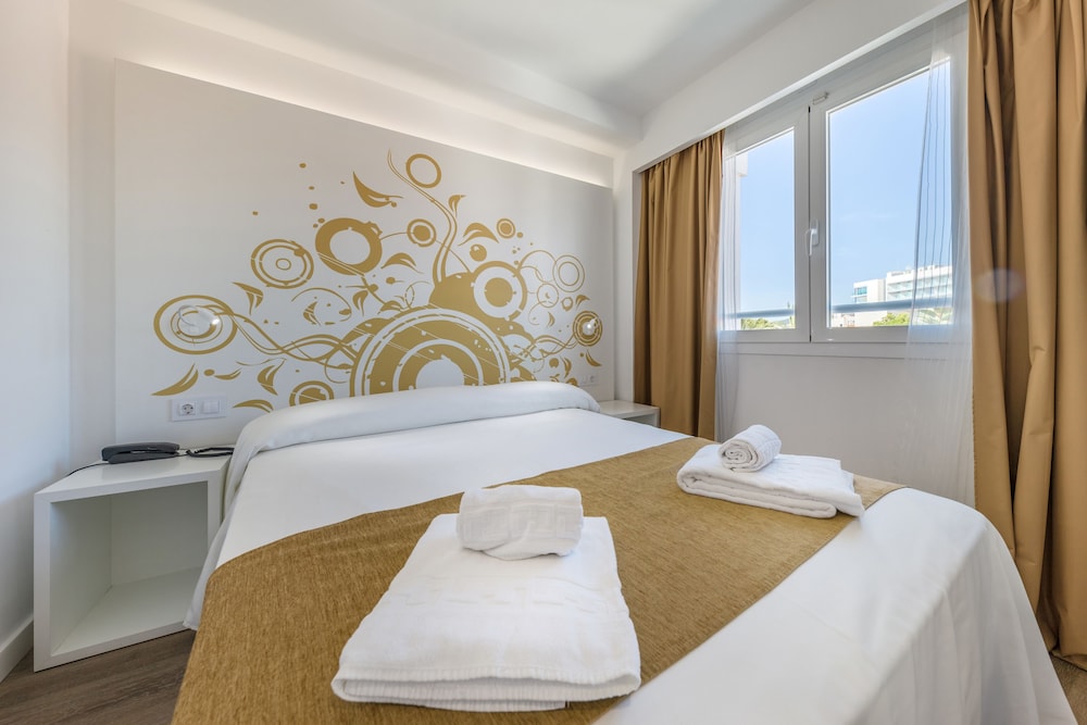 WelikeHotel Triton beach 30/48