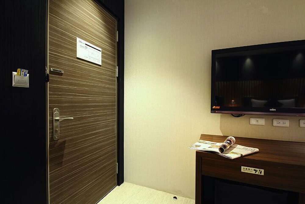 Leesing Hotel Fongshan 38/50