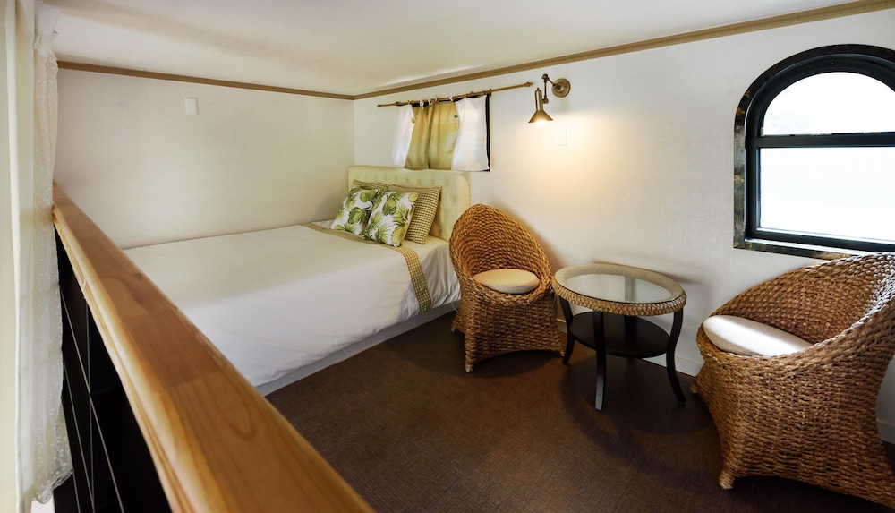Tongyeong Honey Spa Pension 13/50