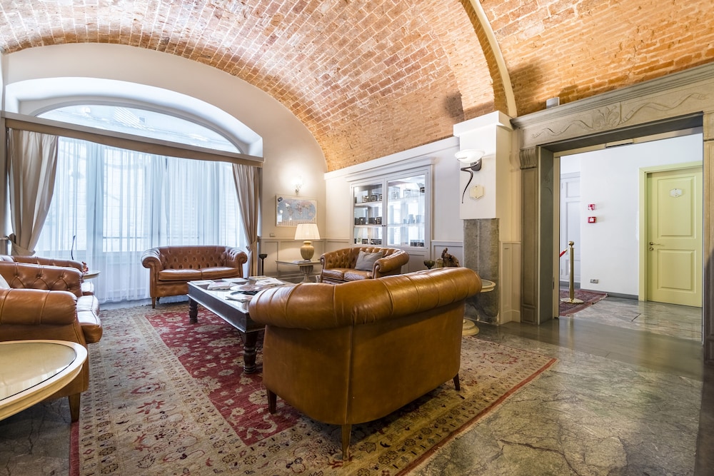 Art Atelier Hotel 42/57
