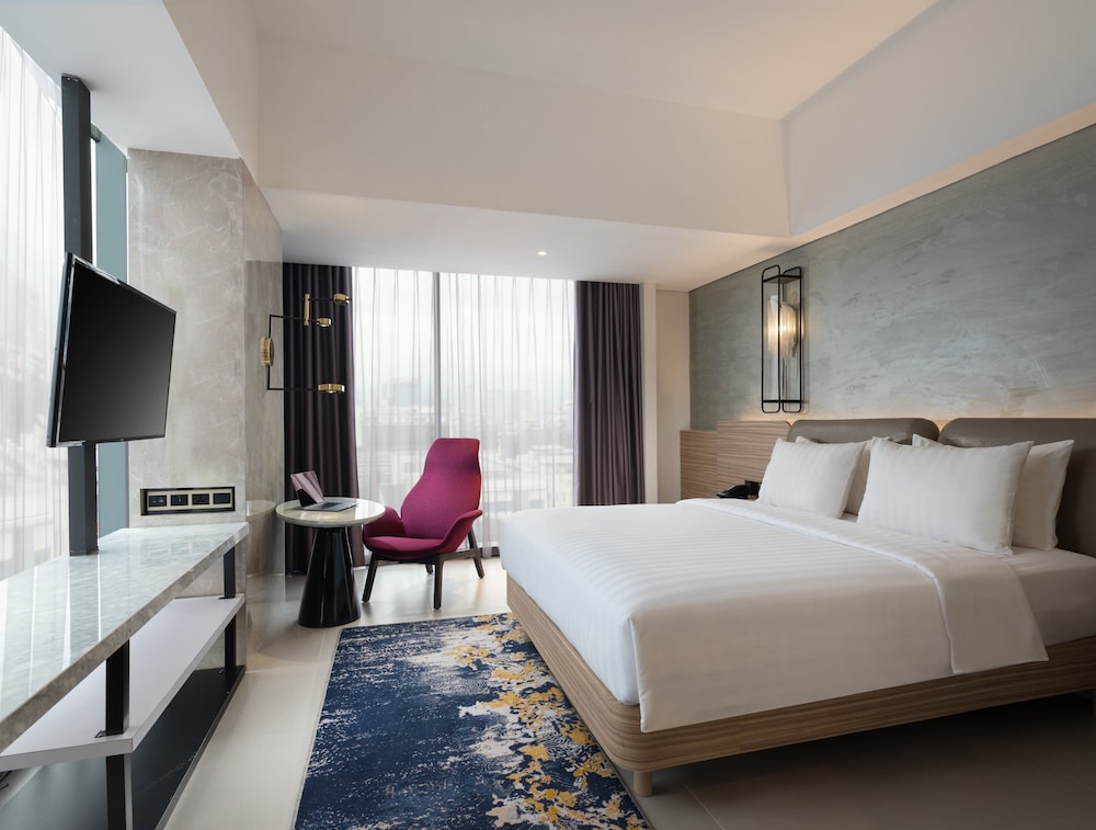 MERCURE BANDUNG CITY CENTRE 30/75