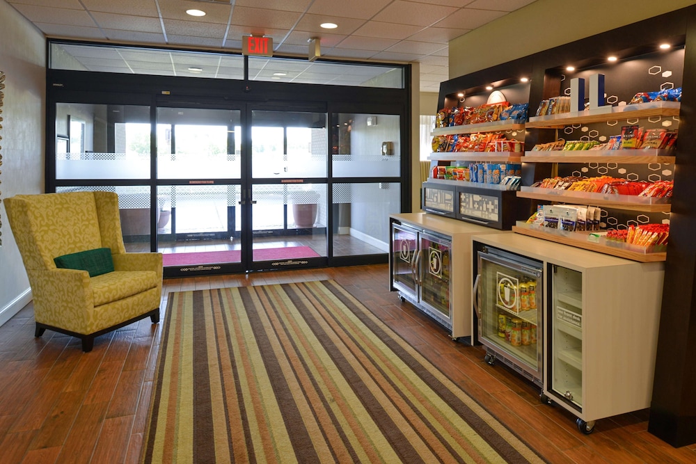 Hampton Inn Carbondale 29/40
