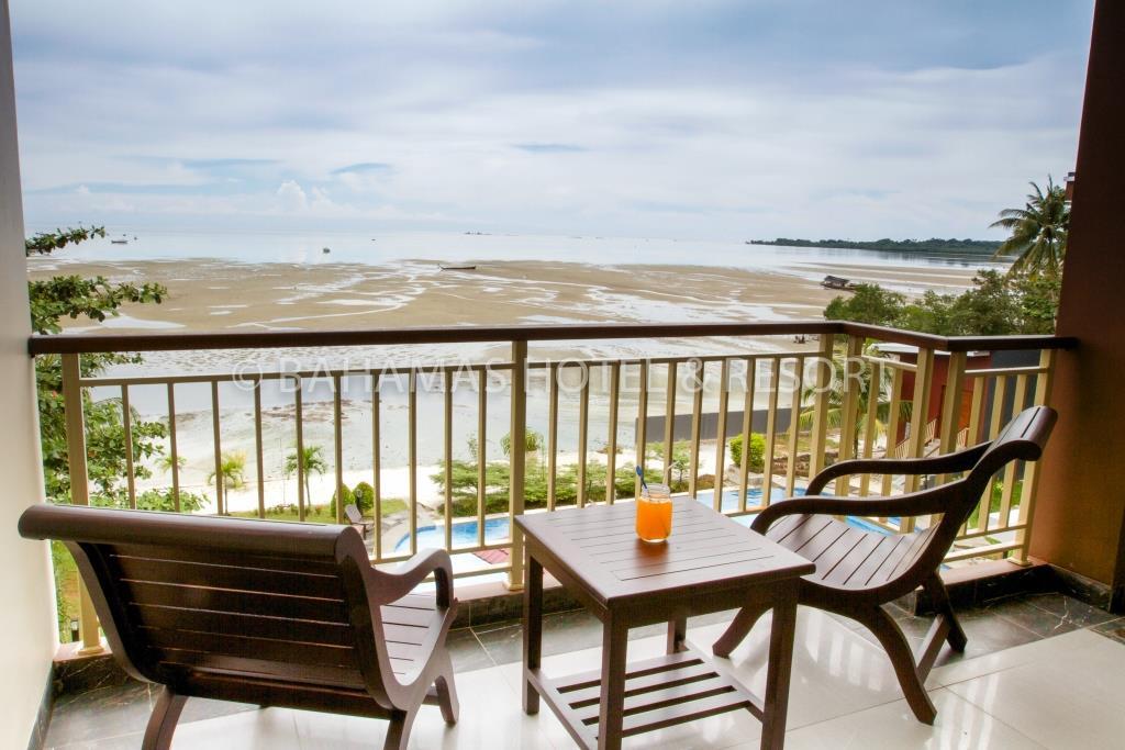Bahamas Hotel And Resort 23/31