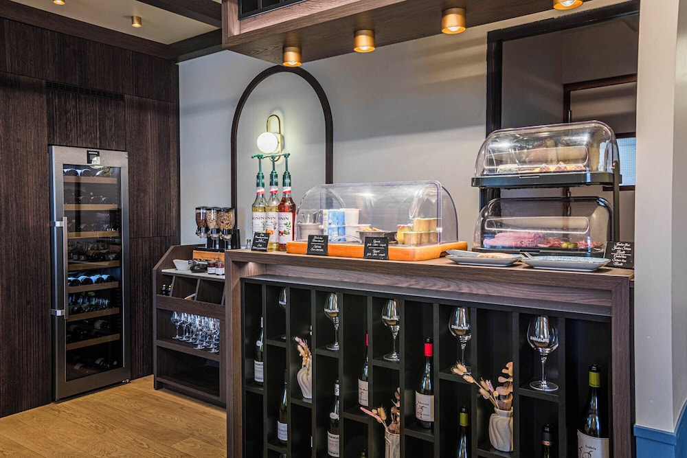 HOTEL DE FRANCE REST. LE TAST'VIN 30/36