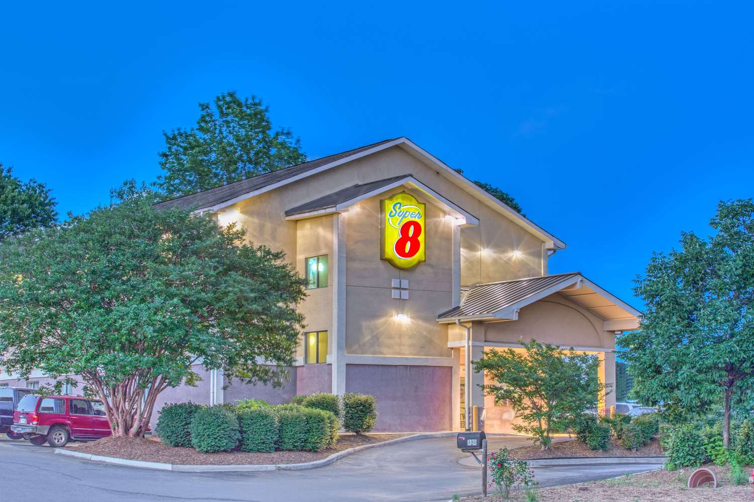 Super 8 by Wyndham Charlottesville 4/51