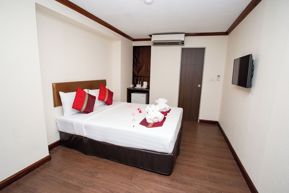 STANDARD, DOUBLE OR TWIN BED