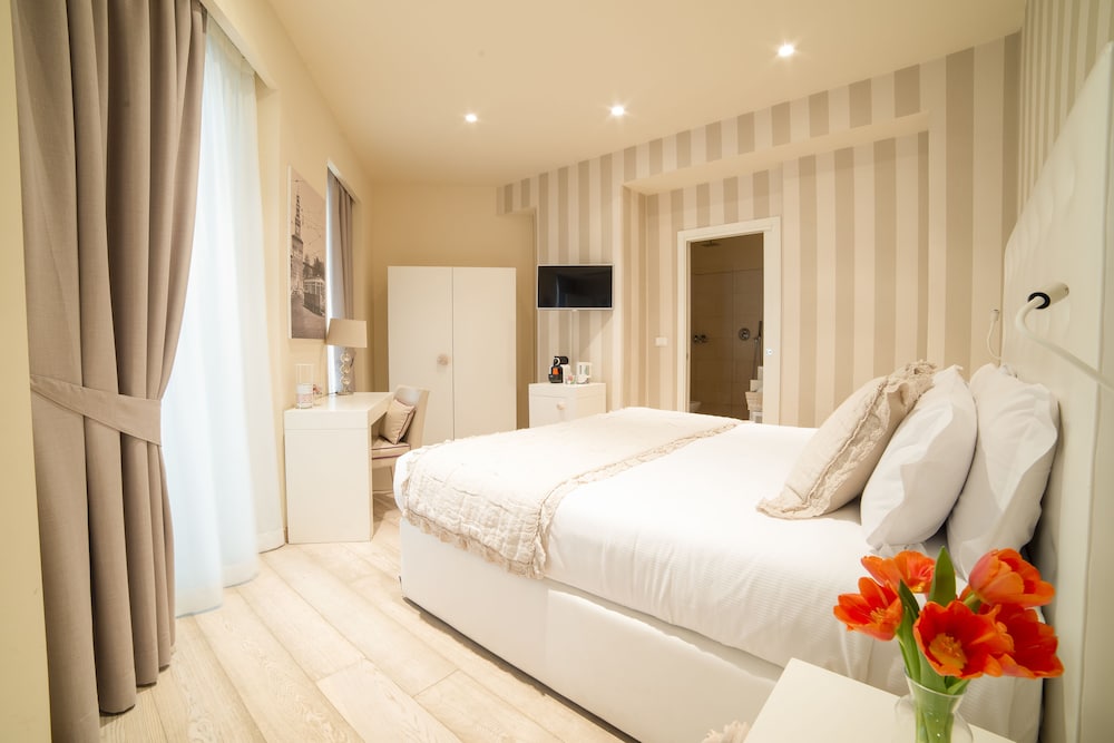 Rooms Milano Duomo 7/28
