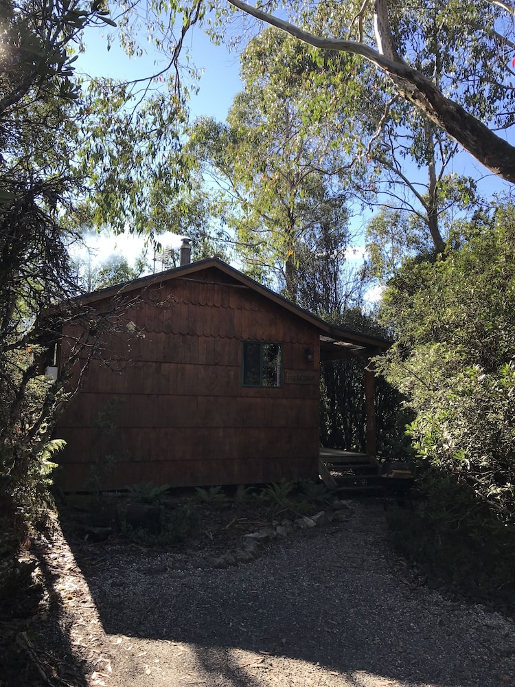 Cradle Mountain Highlanders Cottages 12/71