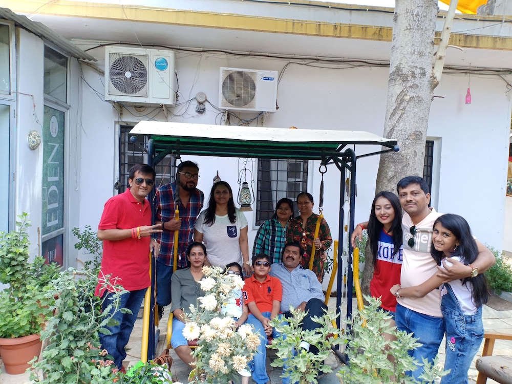Hotel Toppers Corner Mount Abu 3/67