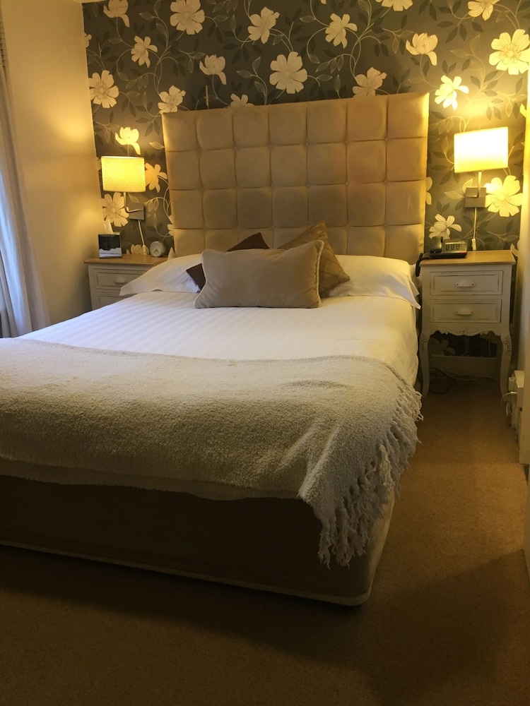 Castle Lodge Hotel 21/63