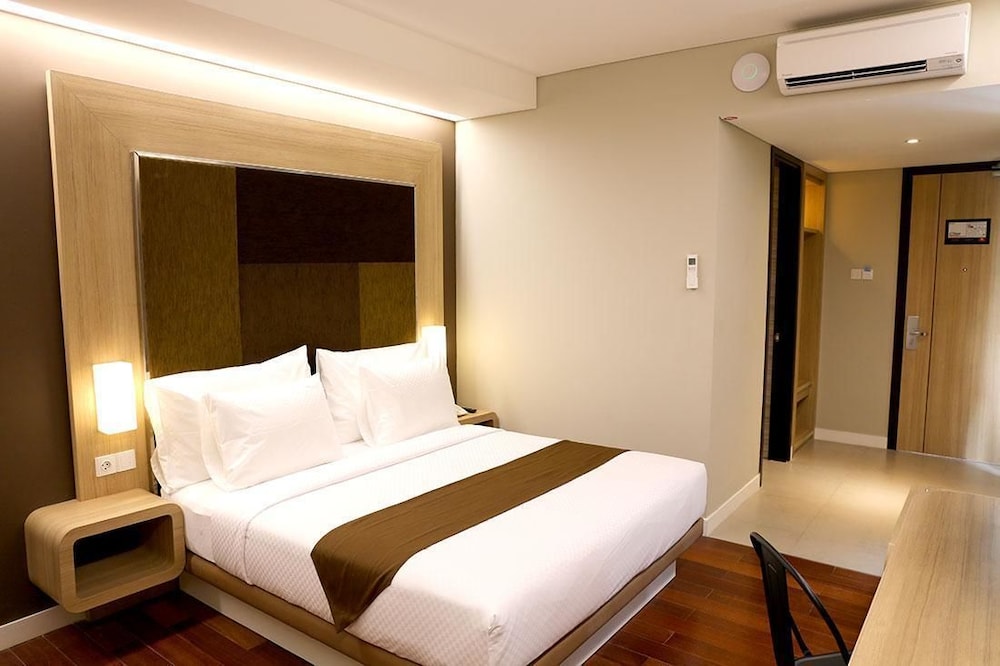 Grand Citihub Hotel at Panakkukang 4/15