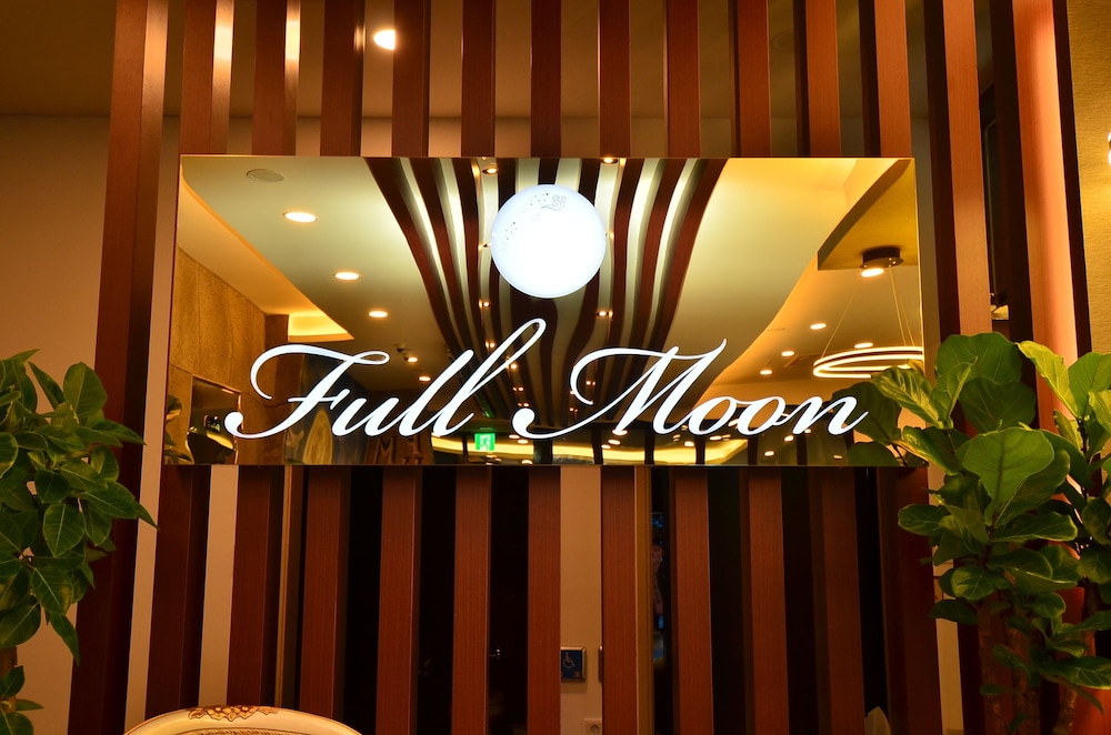 Hotel Full Moon 8/54