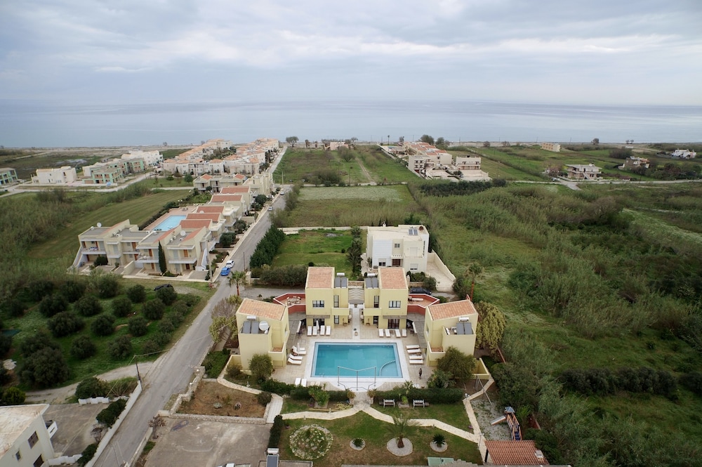 DAPHNIS VILLAS 8/60