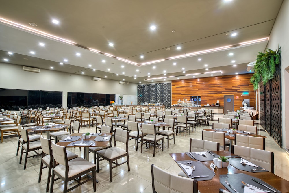 Viale Cataratas Hotel Eventos 36/50