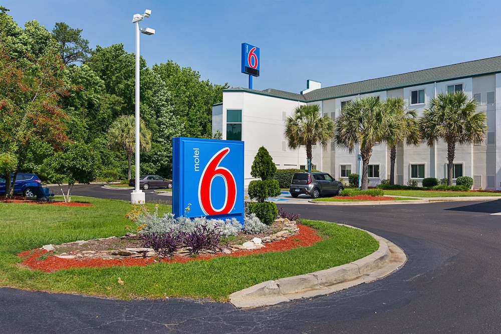 Motel6 Columbia, SC - Fort Jackson Area 10/47