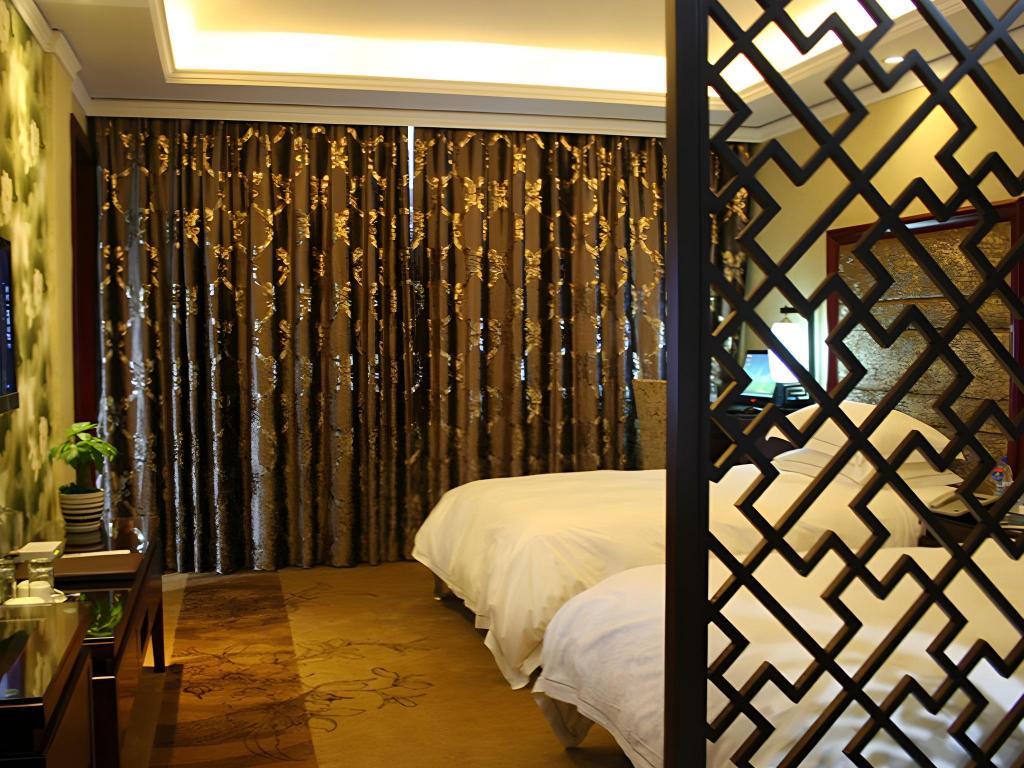 Wanzi Hotel 7/29