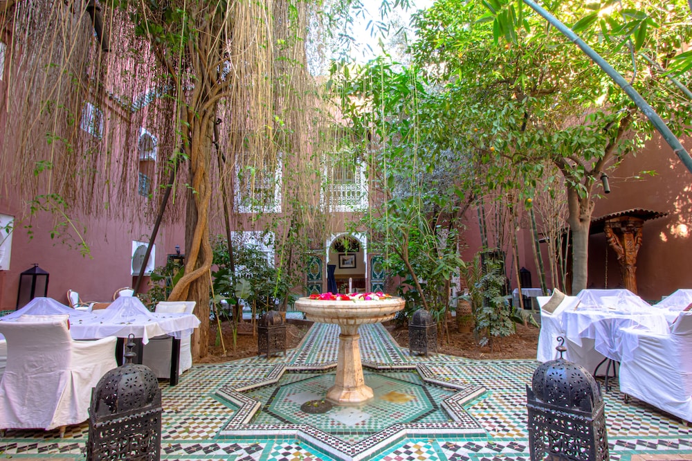 Riad Kaiss By Anika 41/70