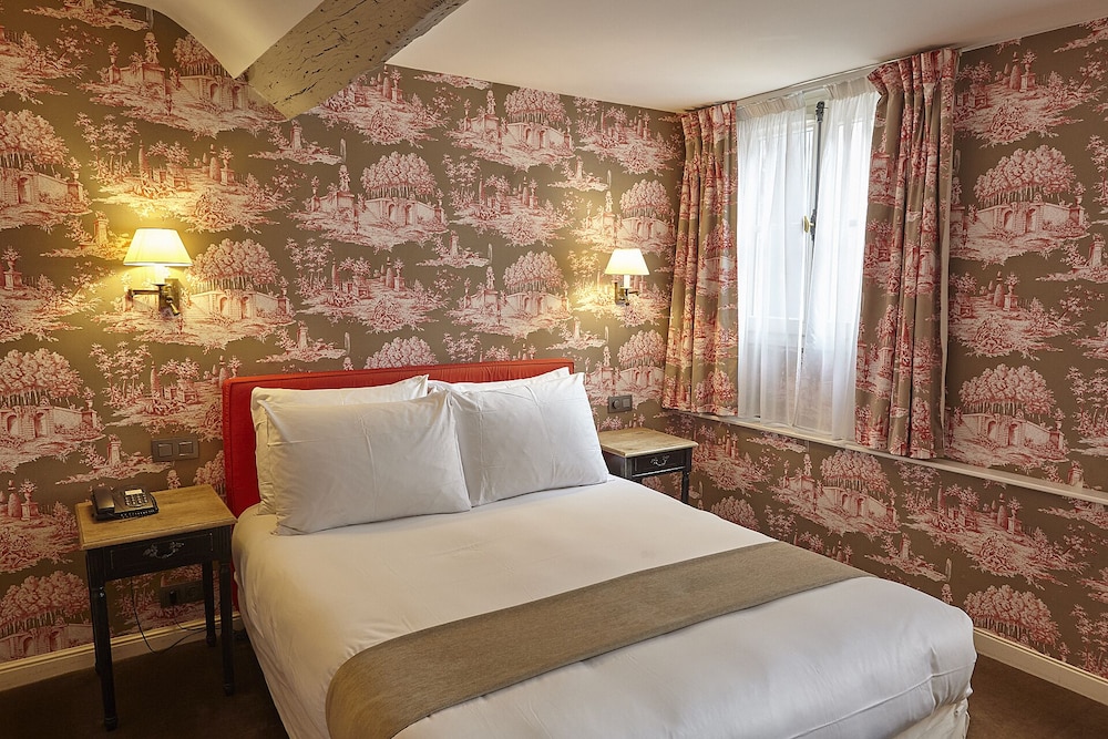 SUPERIOR, DOUBLE BED
