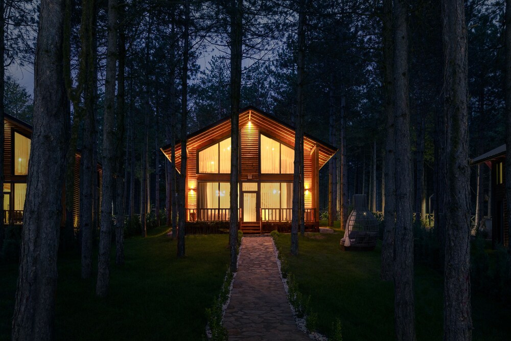 Harmony Green Village Resort 1/31