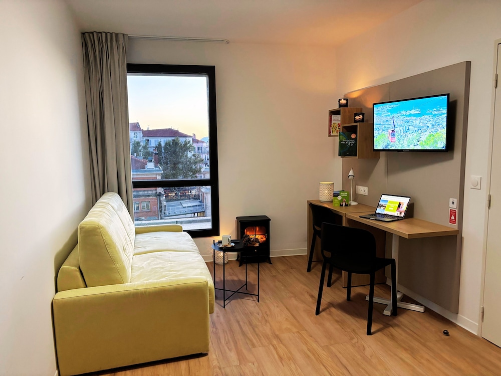 Apparthotel Privilodges Toulon Centre Gare 28/47