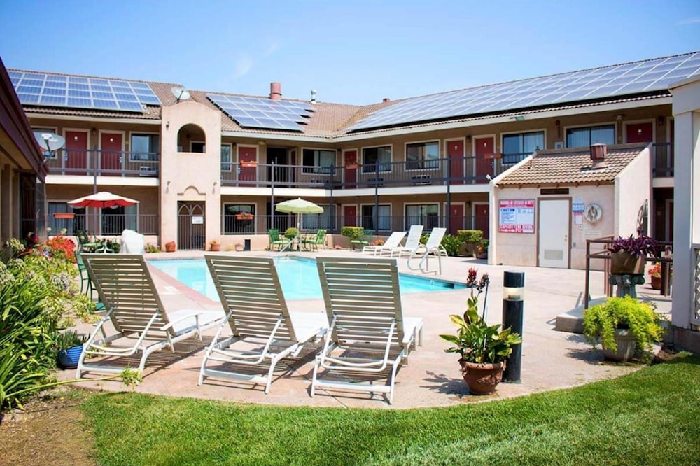 Motel6 Soledad, CA 48/58