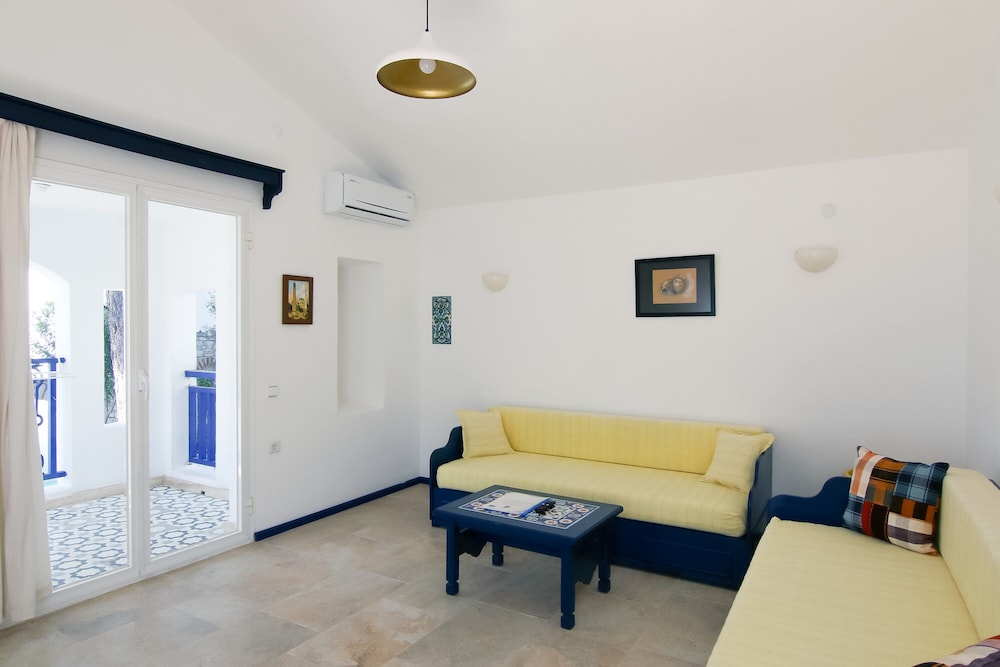 Marphe Hotel Suite and Villas 24/51