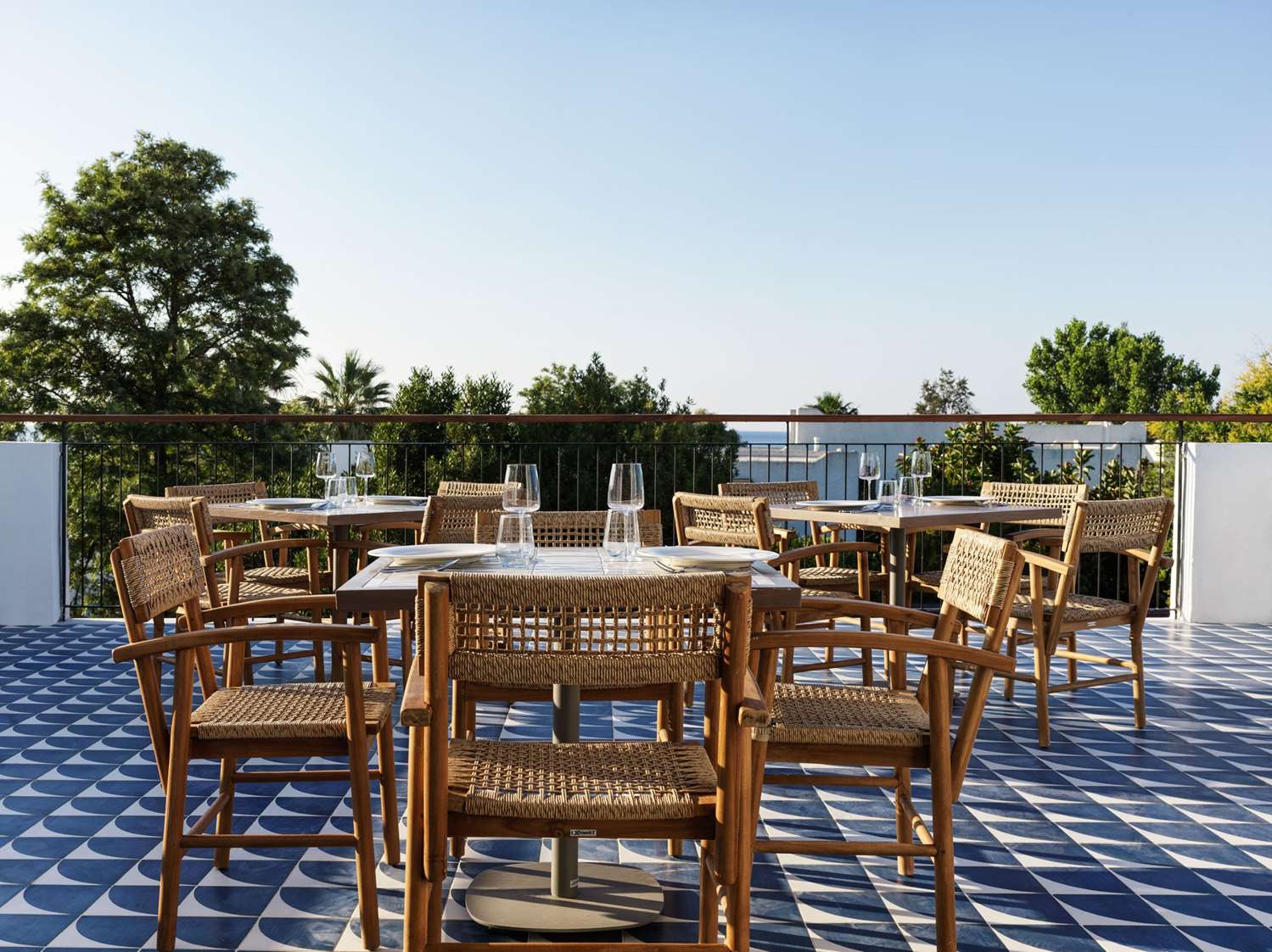 Aulus Lindos Rhodes Resort, Curio Collection by Hilton 18/50