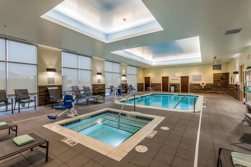 Fairfield Inn and Suites by Marriott Butte 19/41