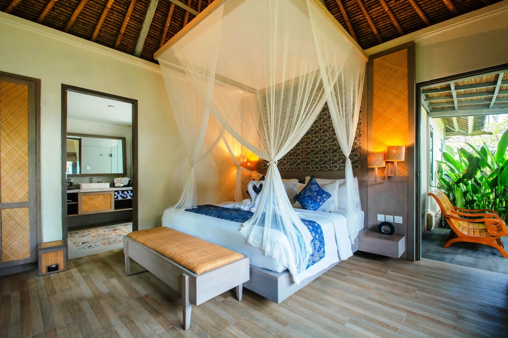 Garden, Panoramic, Premier, King Bed