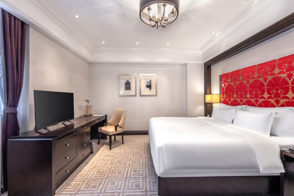 ART DECO  KING ROOM