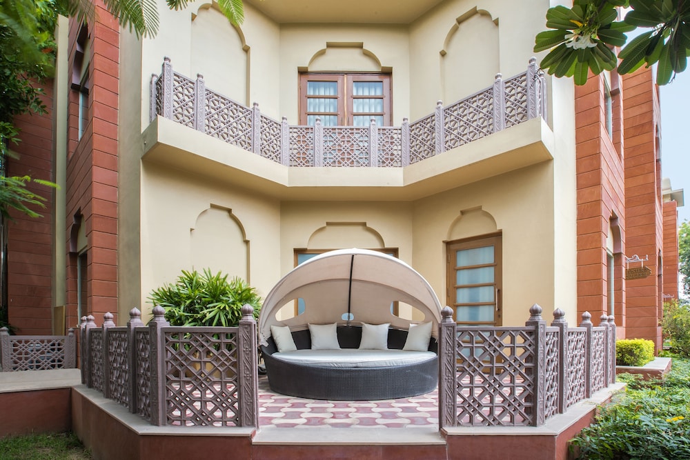 Heritage Village Resort and Spa Manesar 5/87