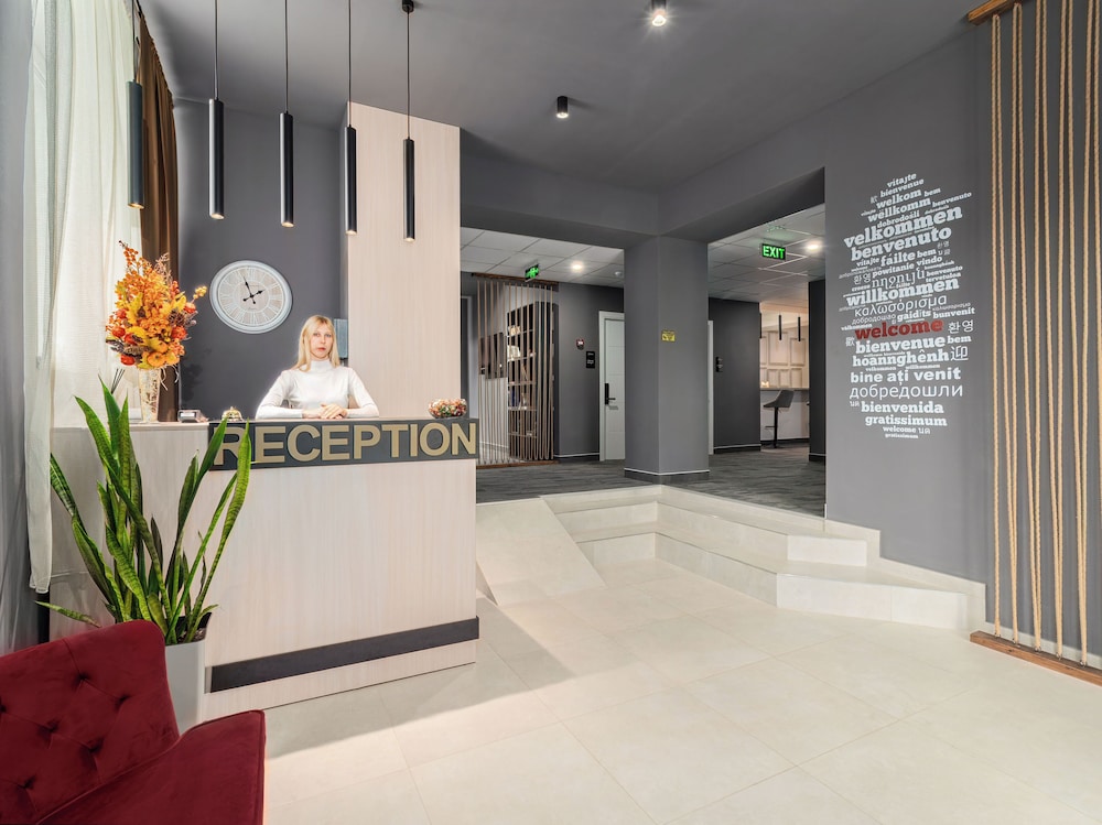 TA Collection Hotel 2/50