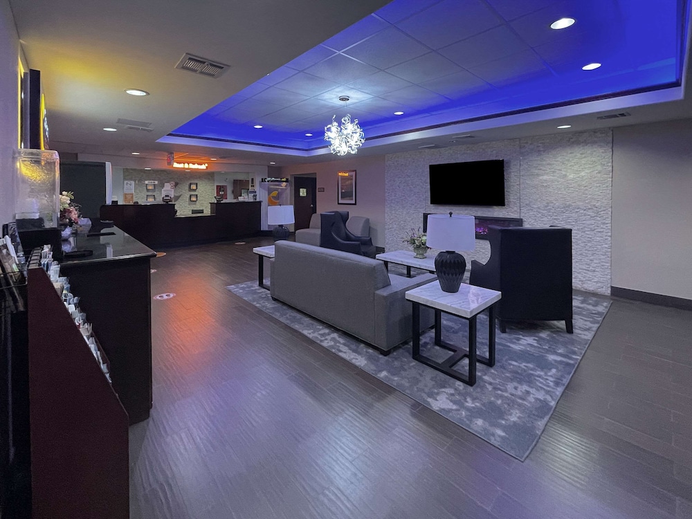 Comfort Inn Orange I-10 30/44