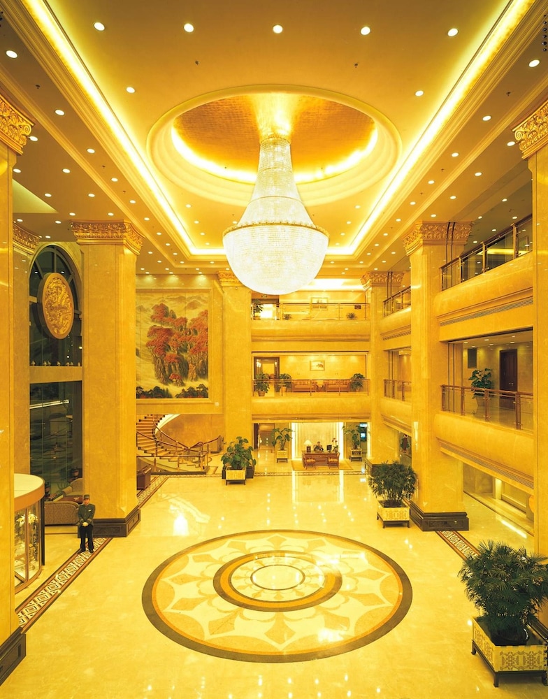 Xinhai Jinjiang Hotel 27/45