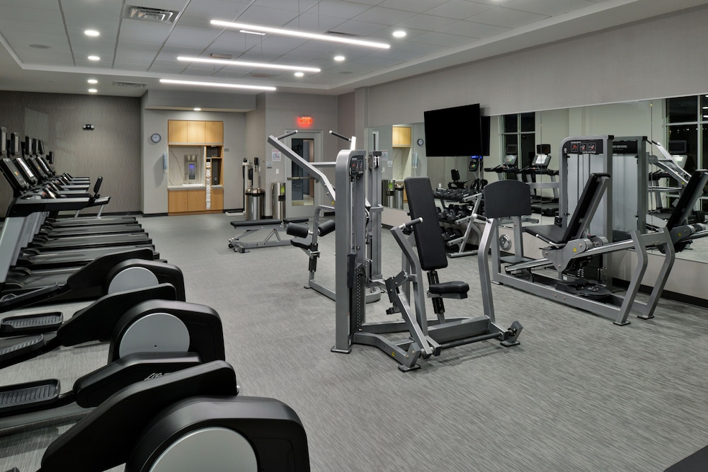 Courtyard by Marriott Raleigh Cary Crossroads 15/38