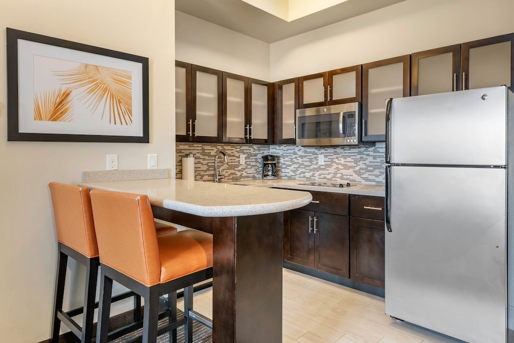 Staybridge Suites St. Petersburg FL 61/79